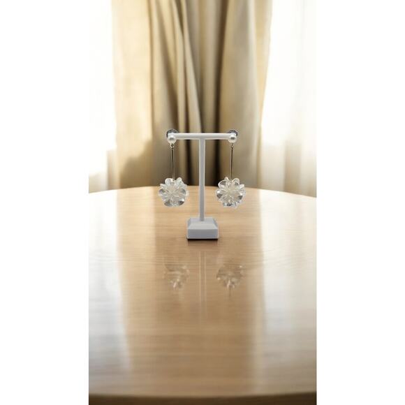 Pearl Flower Gold Drop Dangle Pearl Cluster Earrings - Picture 3 of 5